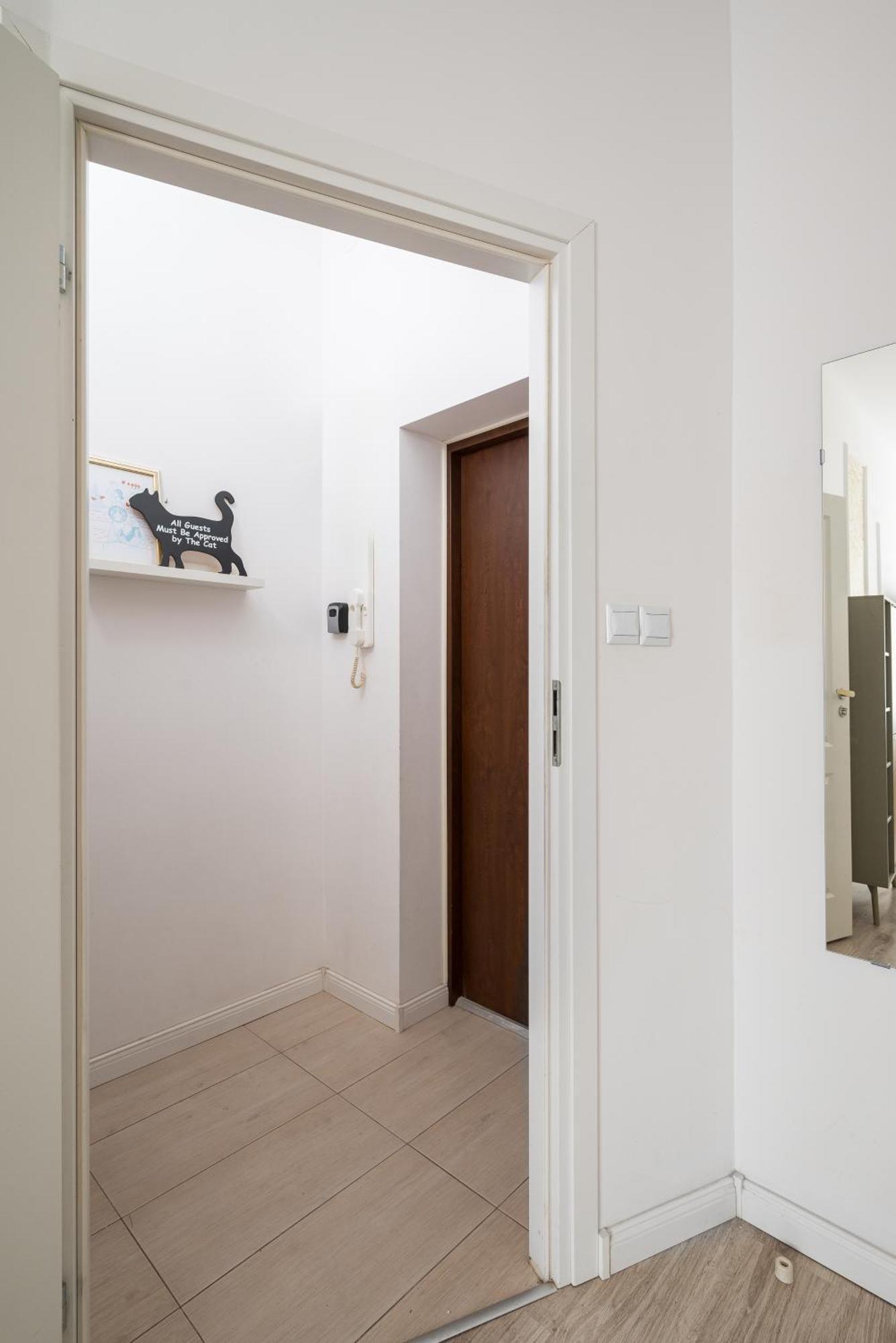 Green Oasis Charming Loft In A Historic Warsaw Tenement House 900 M From Central Station Экстерьер фото